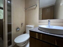 The Lakeshore (D22), Condominium #611408401